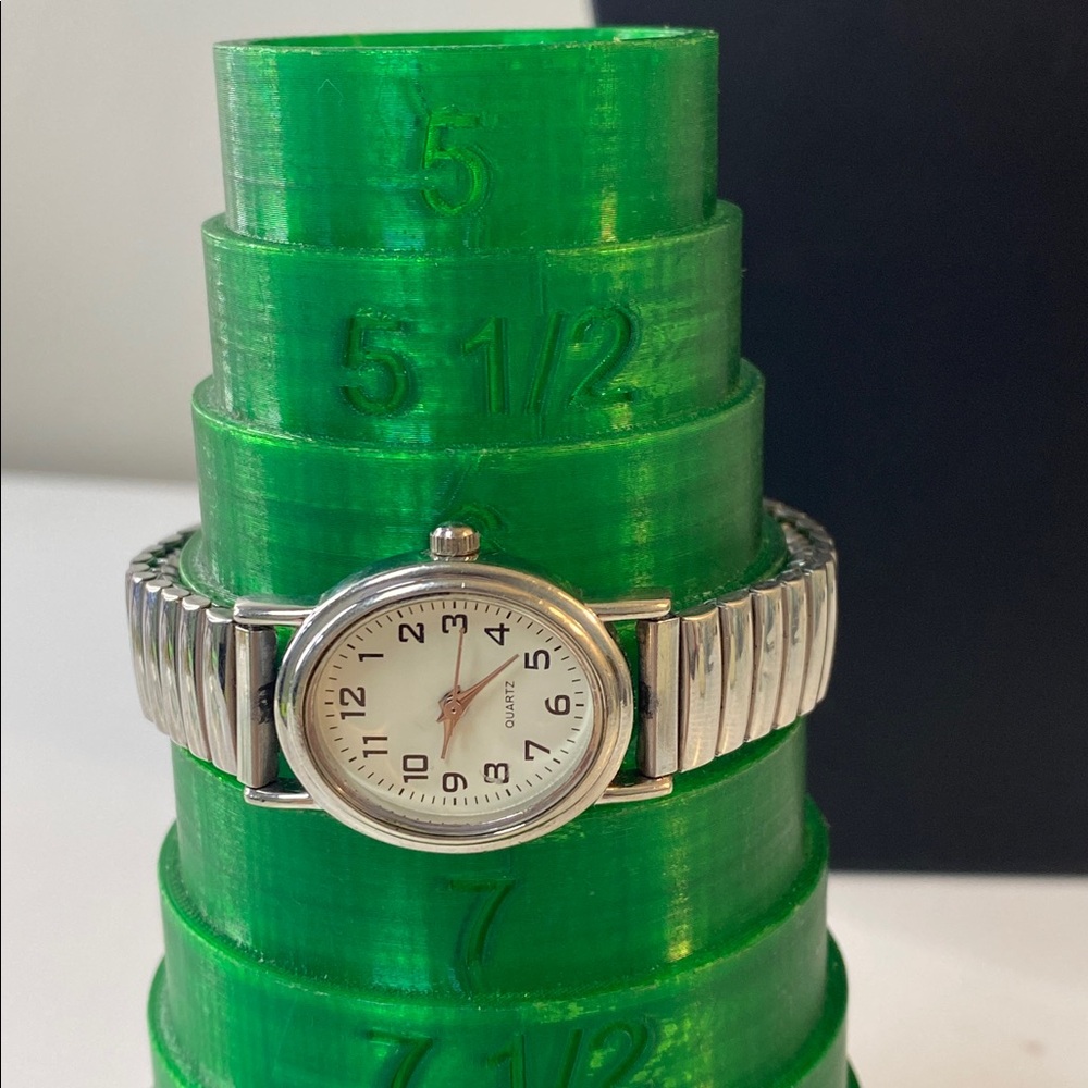 Women’s Watch - Picture 3 of 3